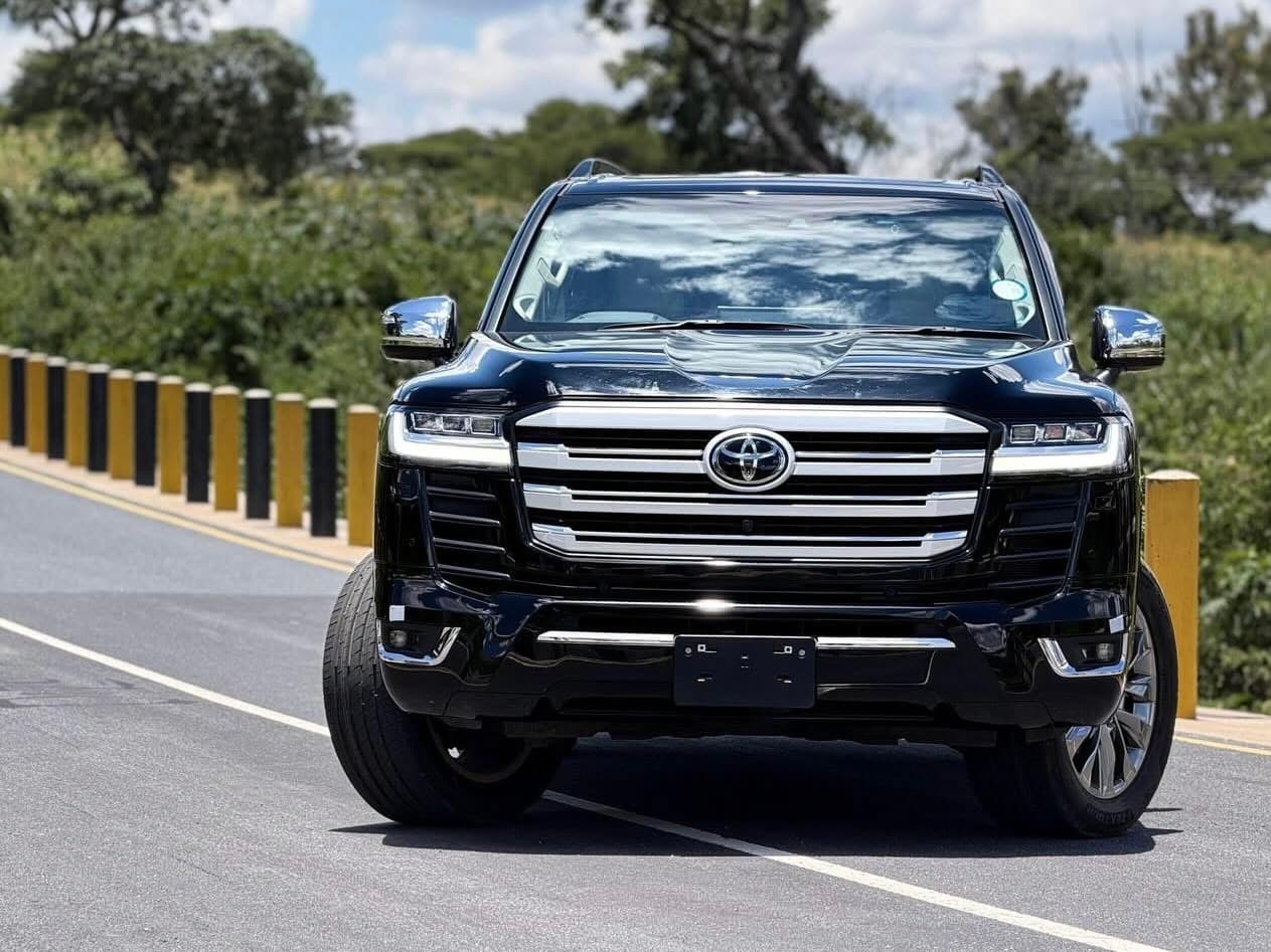 Toyota Land cruiser 300